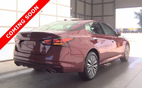 More photos of 2024 Nissan Altima 2.5 SV at Auto Boutique Ohio, OH