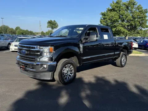 More photos of 2022 Ford Super Duty F-250 SRW LARIAT at Auto Boutique Ohio, OH