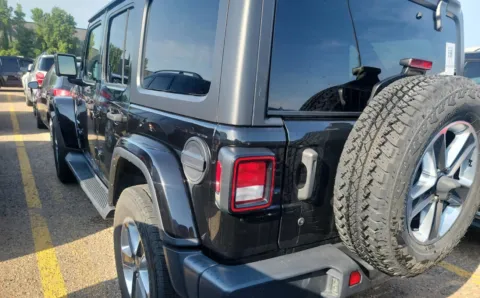 More photos of 2019 Jeep Wrangler Unlimited Sahara at Auto Boutique Ohio, OH