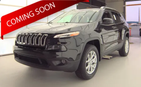 Black 2015 Jeep Cherokee Latitude for sale in Columbus, OH