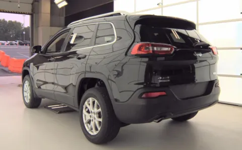More photos of 2015 Jeep Cherokee Latitude at Auto Boutique Ohio, OH