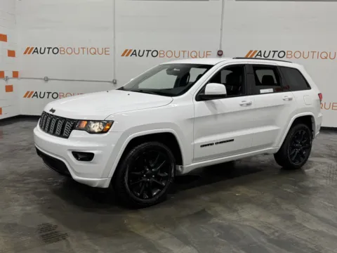More photos of 2018 Jeep Grand Cherokee Altitude at Auto Boutique Ohio, OH