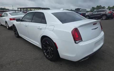 More photos of 2019 Chrysler 300 S at Auto Boutique Ohio, OH