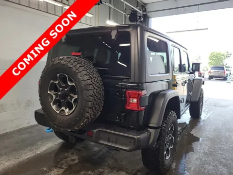 More photos of 2022 Jeep Wrangler 4xe Unlimited Rubicon at Auto Boutique Ohio, OH