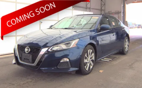 Blue 2020 Nissan Altima 2.5 S for sale in Columbus, OH
