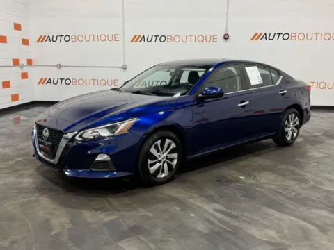 More photos of 2020 Nissan Altima 2.5 S at Auto Boutique Ohio, OH