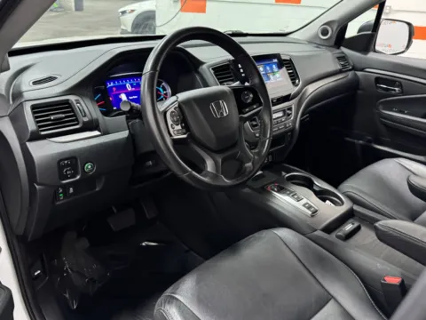 More photos of 2022 Honda Pilot Special Edition at Auto Boutique Ohio, OH