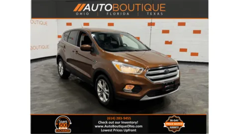 Orange 2017 Ford Escape SE for sale in Columbus, OH
