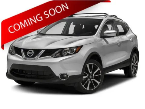 White 2018 Nissan Rogue Sport SL for sale in Columbus, OH