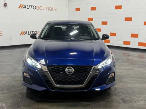 Another view of 2020 Nissan Altima 2.5 SR for sale in Columbus, OH at Auto Boutique Ohio