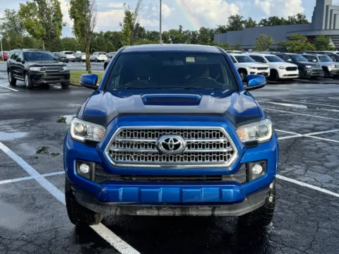 Another view of 2016 Toyota Tacoma TRD Off Road for sale in Columbus, OH at Auto Boutique Ohio