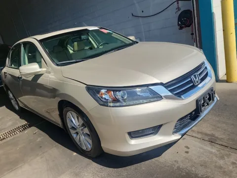 More photos of 2014 Honda Accord Sedan EX-L at Auto Boutique Ohio, OH