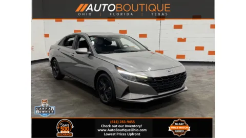 Silver 2023 Hyundai Elantra SEL for sale in Columbus, OH