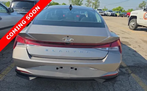 More photos of 2023 Hyundai Elantra SEL at Auto Boutique Ohio, OH