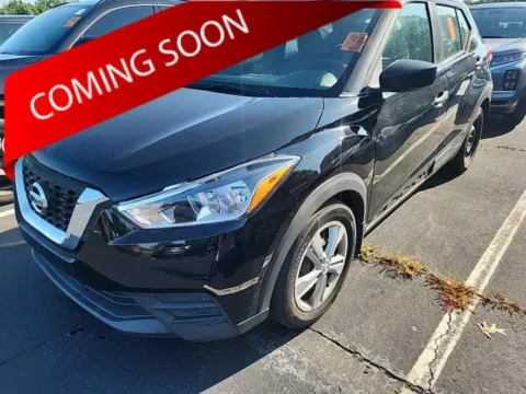 Black 2020 Nissan Kicks S for sale in Columbus, OH