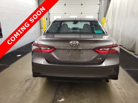 More photos of 2021 Toyota Camry LE at Auto Boutique Ohio, OH