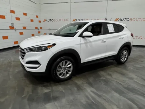 More photos of 2017 Hyundai Tucson SE at Auto Boutique Ohio, OH