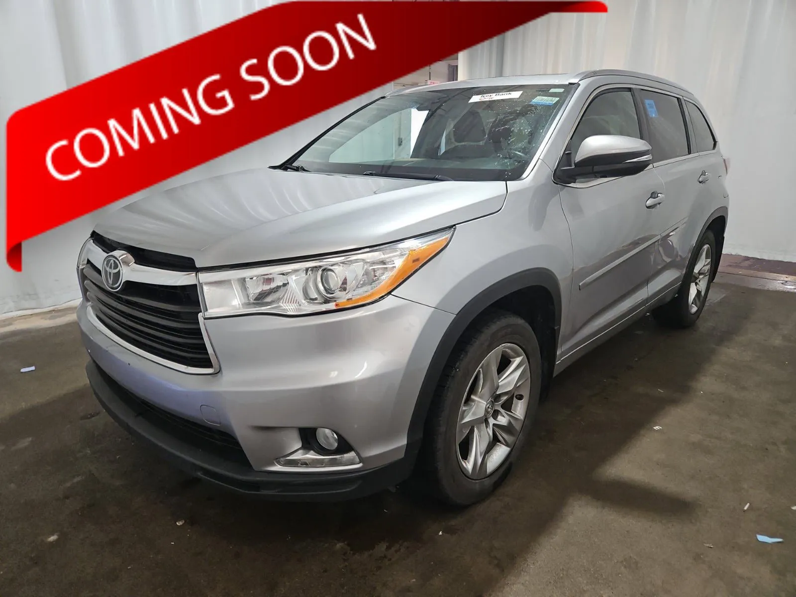 Silver 2015 Toyota Highlander Limited for sale in Columbus, OH