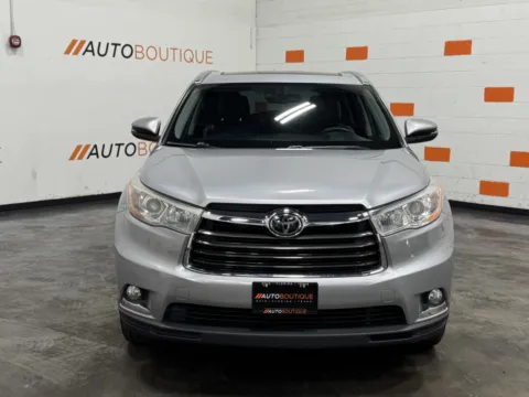 Another view of 2015 Toyota Highlander Limited for sale in Columbus, OH at Auto Boutique Ohio