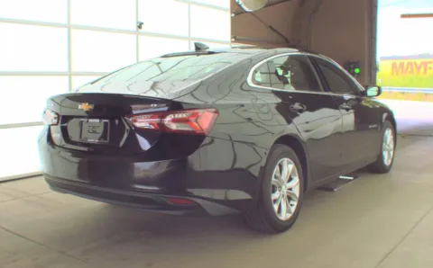 More photos of 2020 Chevrolet Malibu LT at Auto Boutique Ohio, OH