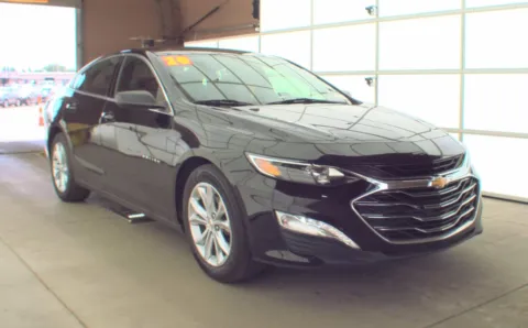 Another view of 2020 Chevrolet Malibu LT for sale in Columbus, OH at Auto Boutique Ohio