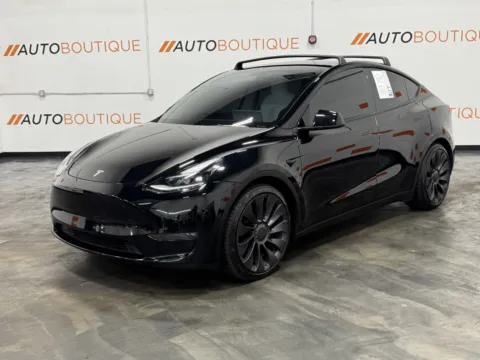 More photos of 2022 Tesla Model Y Performance at Auto Boutique Ohio, OH
