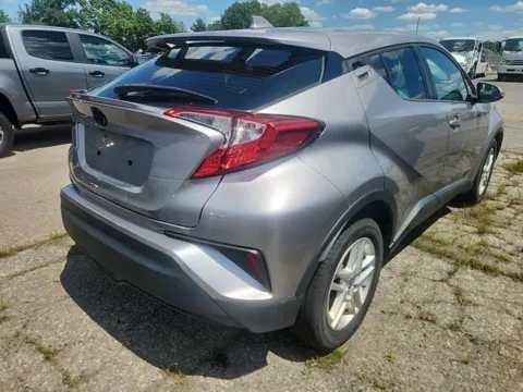 More photos of 2020 Toyota C-HR LE at Auto Boutique Ohio, OH