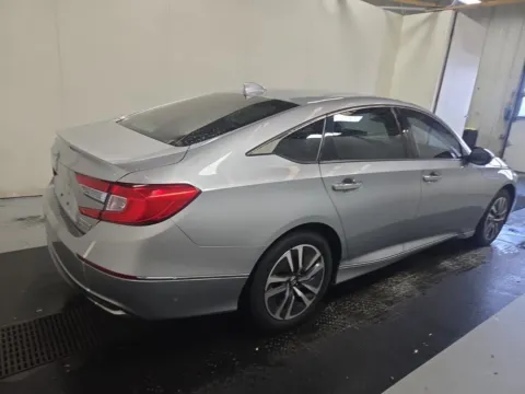 More photos of 2019 Honda Accord Hybrid Touring at Auto Boutique Ohio, OH