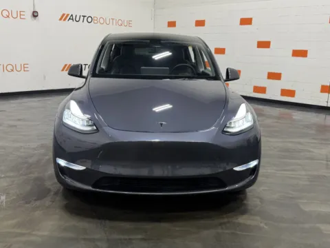 More photos of 2021 Tesla Model Y Long Range at Auto Boutique Ohio, OH