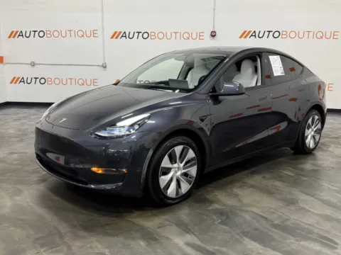 More photos of 2024 Tesla Model Y Long Range at Auto Boutique Ohio, OH