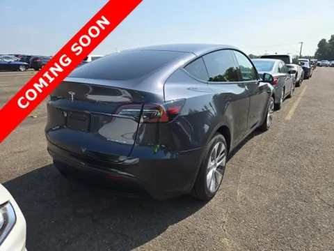More photos of 2024 Tesla Model Y Long Range at Auto Boutique Ohio, OH