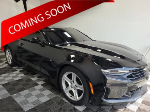 Black 2020 Chevrolet Camaro 1LT for sale in Columbus, OH