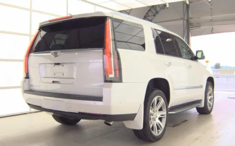 Another view of 2017 Cadillac Escalade Luxury for sale in Columbus, OH at Auto Boutique Ohio