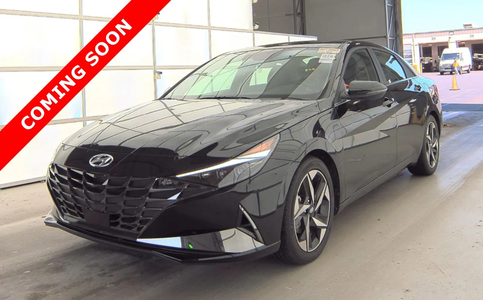Black 2022 Hyundai Elantra Limited for sale in Columbus, OH
