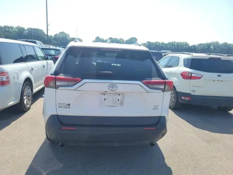 More photos of 2020 Toyota RAV4 LE at Auto Boutique Ohio, OH