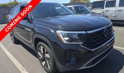 Another view of 2024 Volkswagen Atlas Cross Sport 2.0T SE w/Technology for sale in Columbus, OH at Auto Boutique Ohio