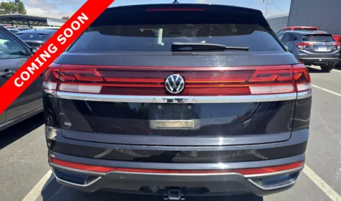 More photos of 2024 Volkswagen Atlas Cross Sport 2.0T SE w/Technology at Auto Boutique Ohio, OH