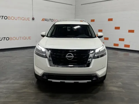 Another view of 2023 Nissan Pathfinder SL for sale in Columbus, OH at Auto Boutique Ohio