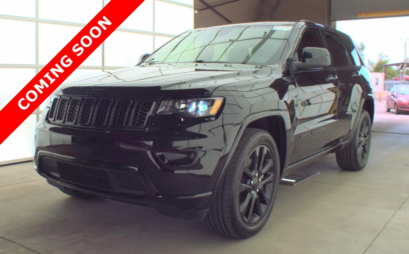 Black 2021 Jeep Grand Cherokee Laredo X for sale in Columbus, OH