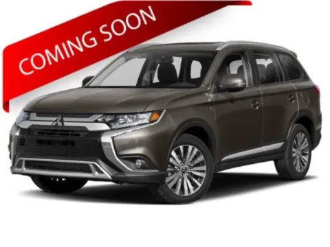 Silver 2019 Mitsubishi Outlander ES for sale in Columbus, OH