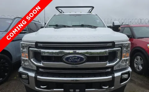 Another view of 2022 Ford Super Duty F-350 SRW XLT for sale in Columbus, OH at Auto Boutique Ohio
