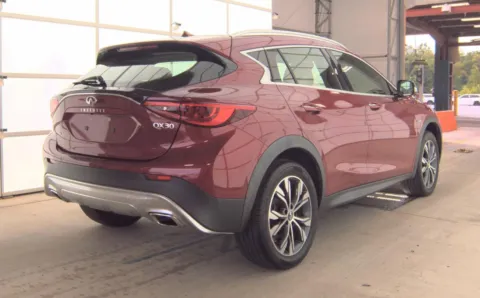 More photos of 2017 INFINITI QX30 Premium at Auto Boutique Ohio, OH