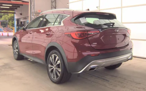 More photos of 2017 INFINITI QX30 Premium at Auto Boutique Ohio, OH