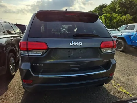 More photos of 2018 Jeep Grand Cherokee Limited at Auto Boutique Ohio, OH