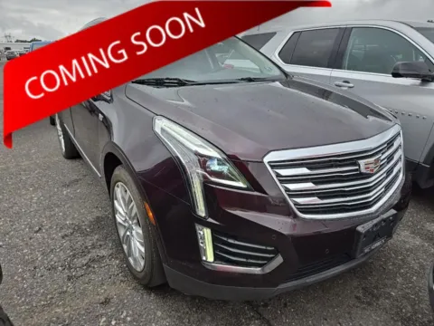 Purple 2018 Cadillac XT5 Premium Luxury AWD for sale in Columbus, OH
