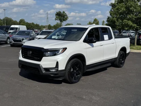 More photos of 2023 Honda Ridgeline Black Edition at Auto Boutique Ohio, OH