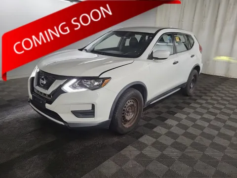 White 2017 Nissan Rogue S for sale in Columbus, OH