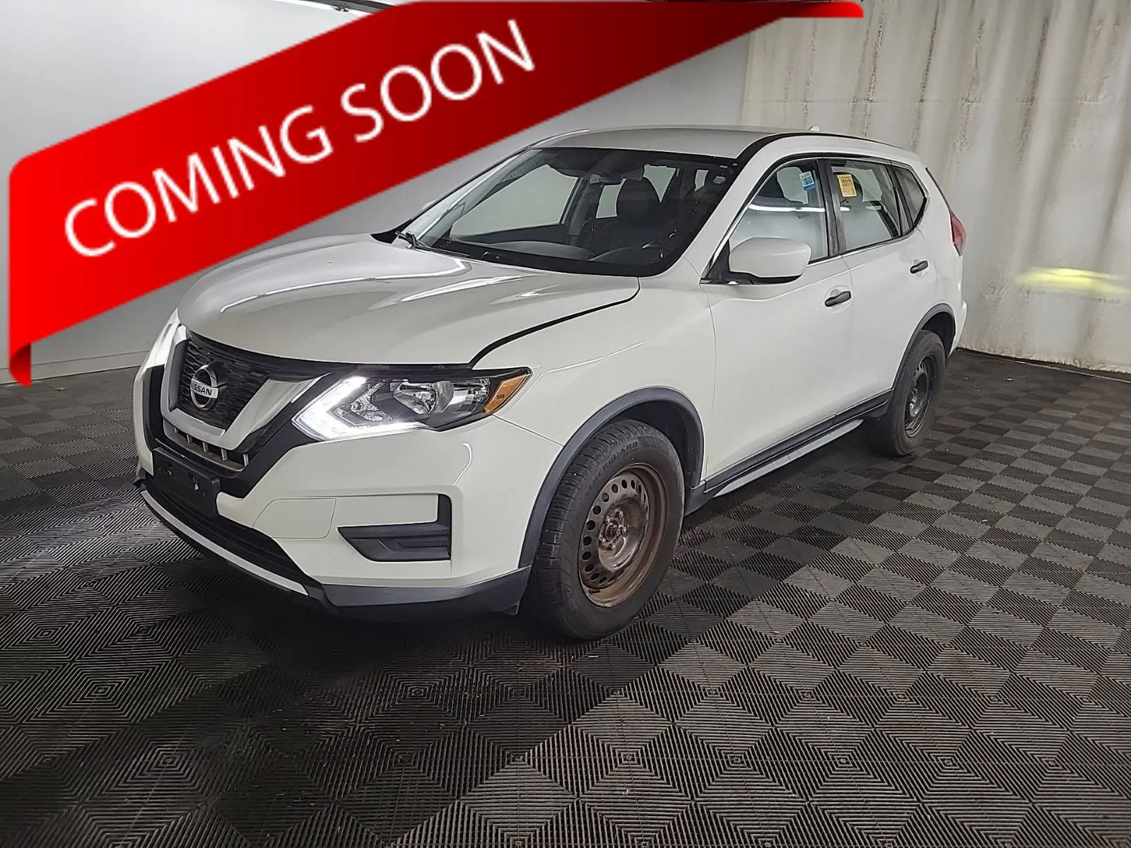 White 2017 Nissan Rogue S for sale in Columbus, OH