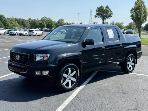 More photos of 2014 Honda Ridgeline SE at Auto Boutique Ohio, OH