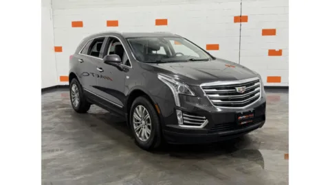 Gray 2019 Cadillac XT5 Luxury FWD for sale in Columbus, OH